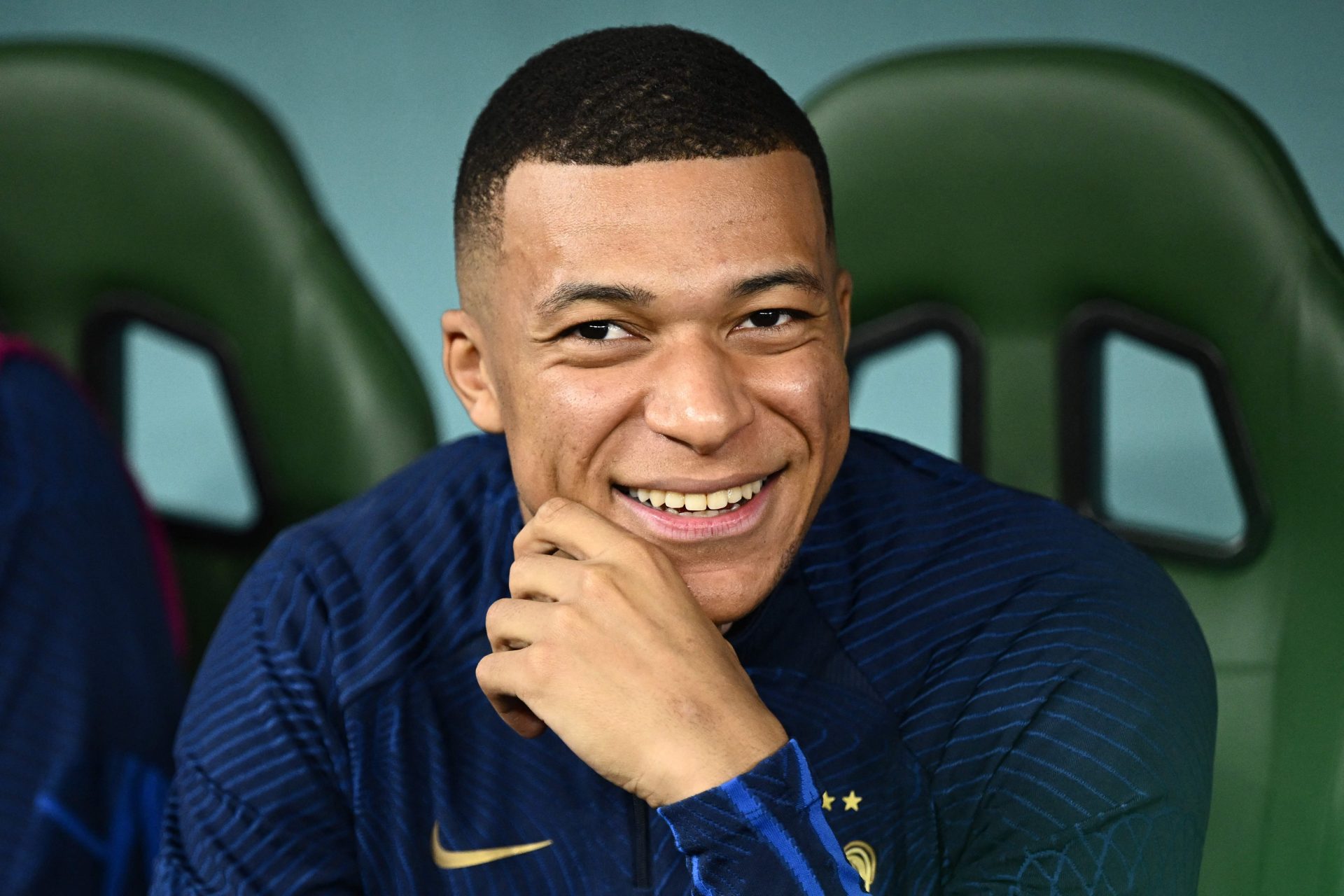 English fans blown away by Kylian Mbappe, but not for the reason you would expect!
