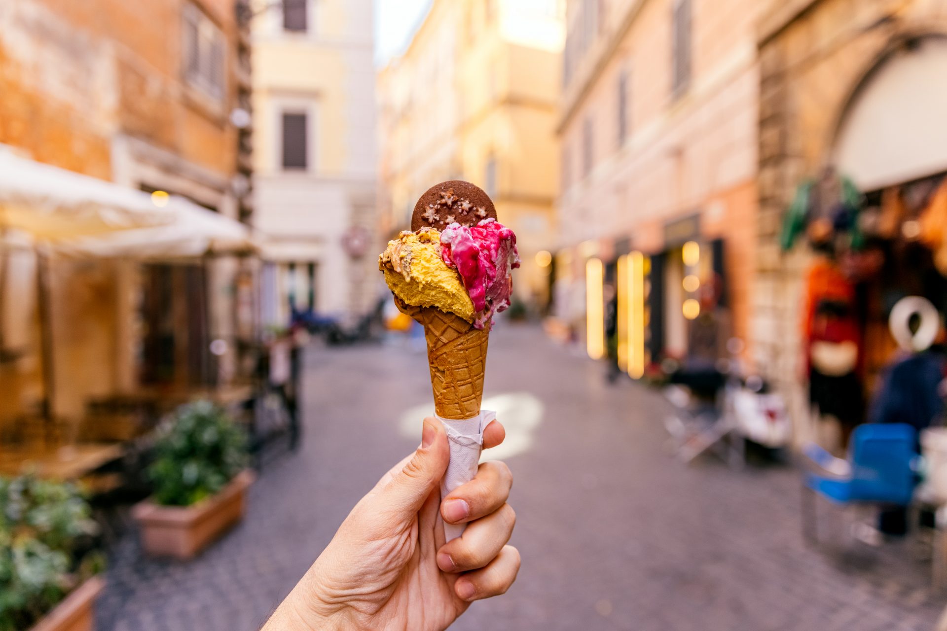 Quisieron prohibir el helado por la noche y pasó esto: una polémica a la italiana