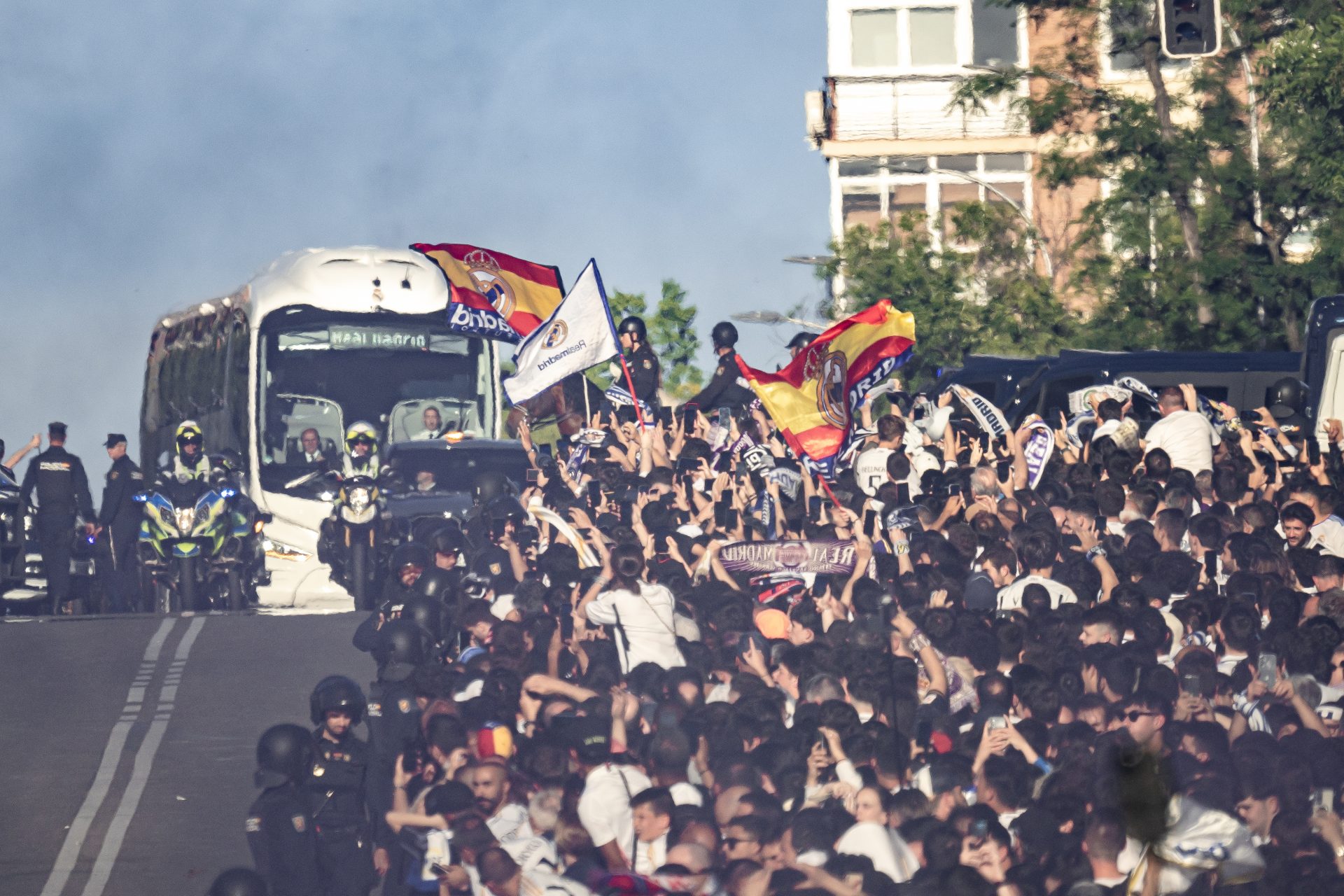 Geschichte der Feier am Fußballbus