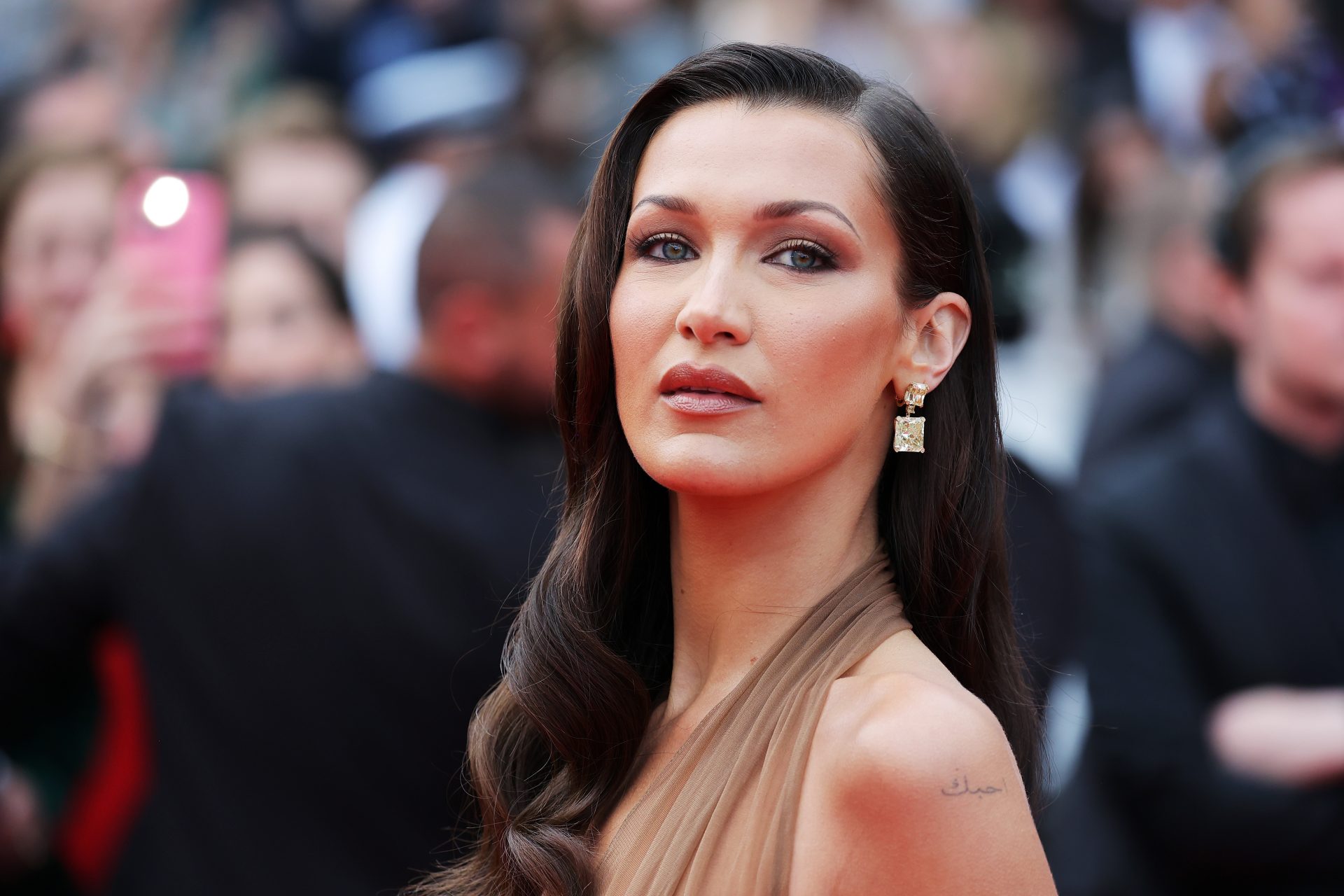 Bella Hadid en Cannes 2024