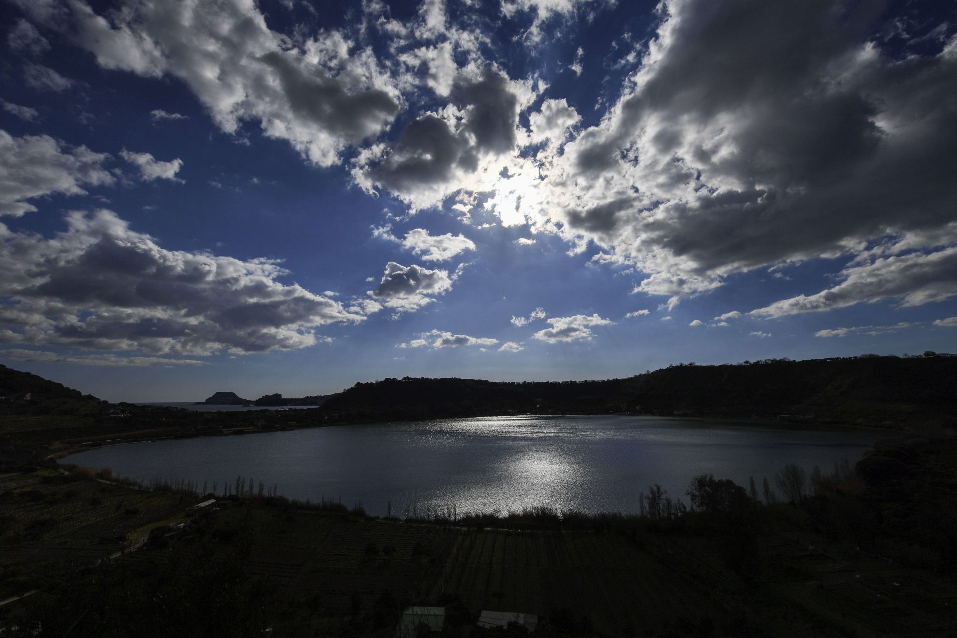 Lago del Averno (Italia)