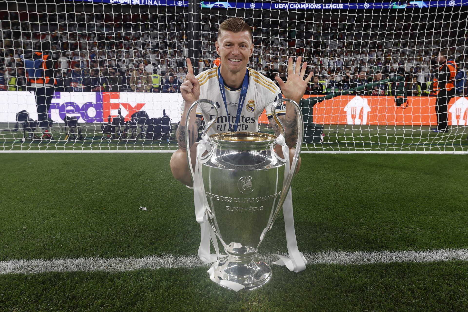 9. Toni Kroos