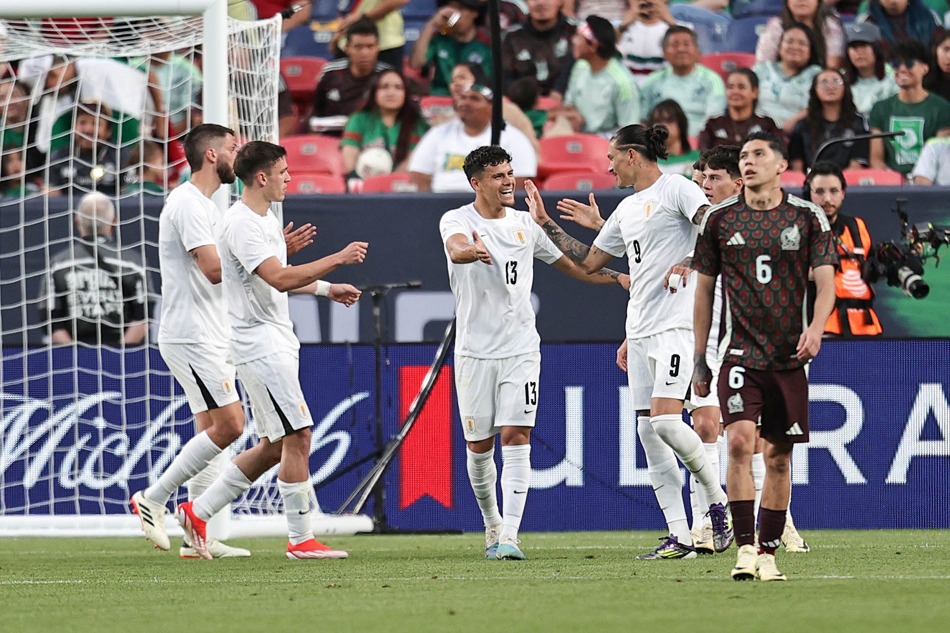 Victoria ante Bolivia y derrotas contra Uruguay y Brasil