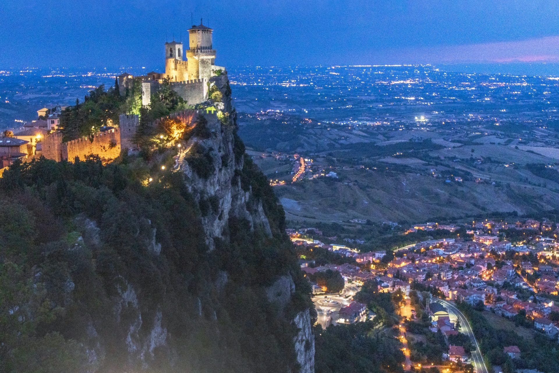 1. República de San Marino