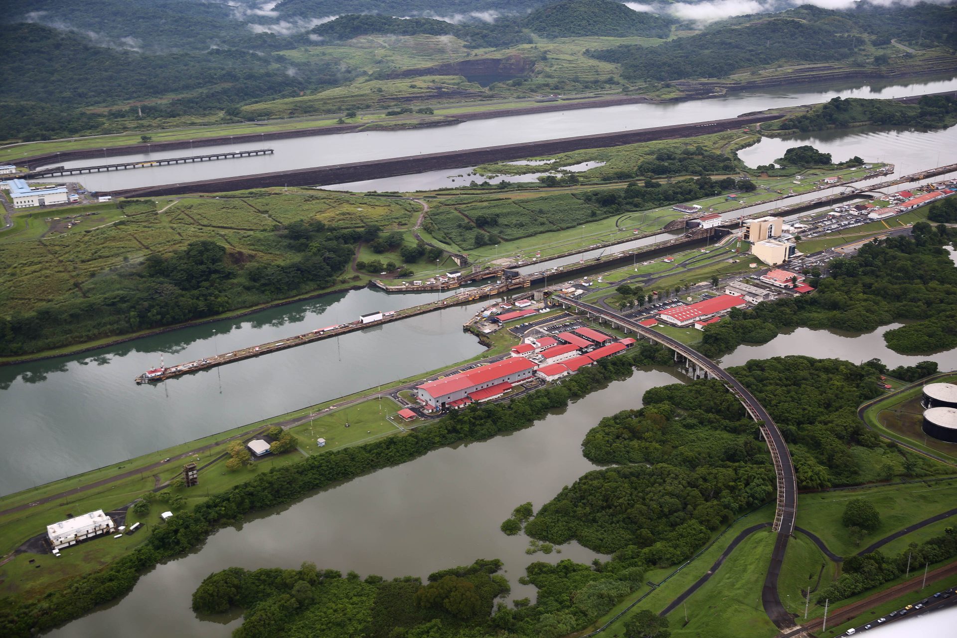 Buscando un segundo Canal de Panamá