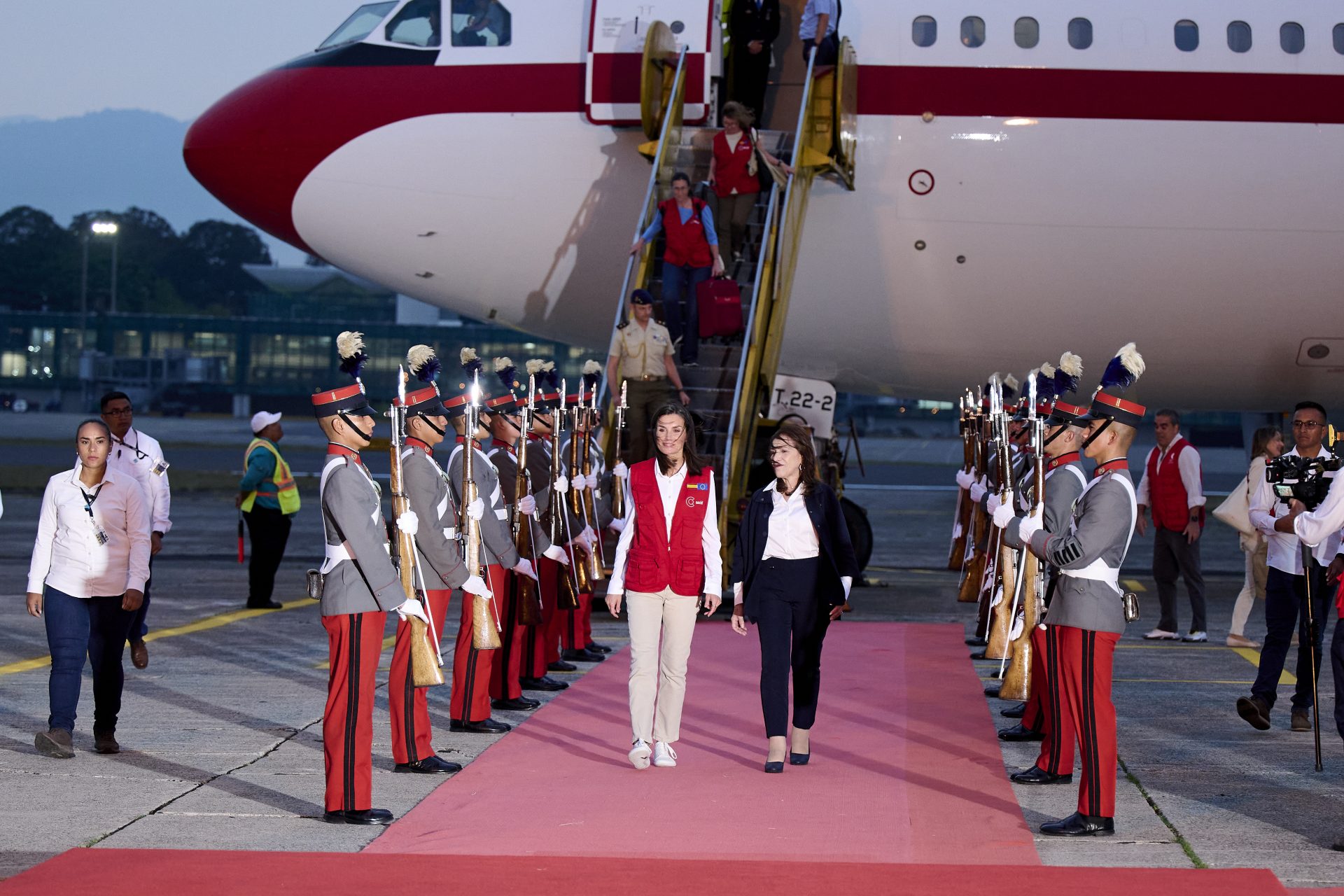 El noveno viaje de cooperación de la Reina