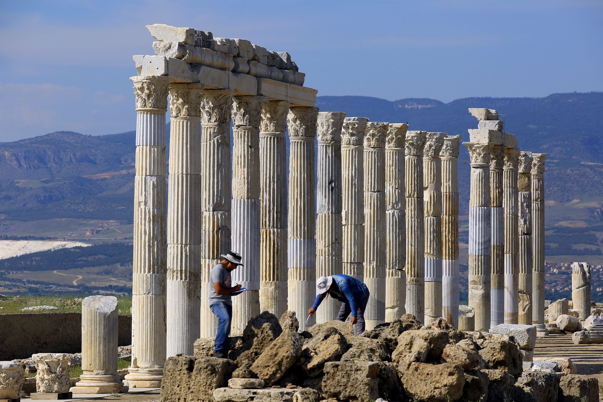 Restauraban un antiguo anfiteatro turco y hallaron lo impensable