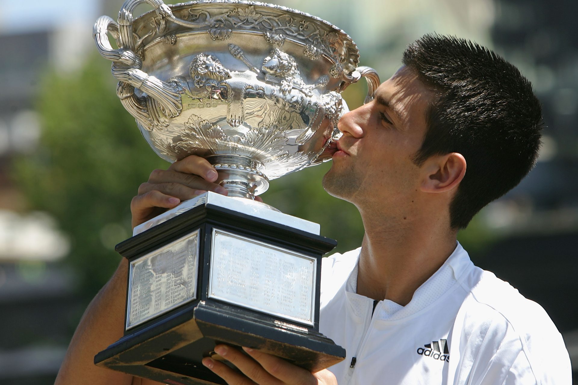 4. Djokovic speaks seven languages