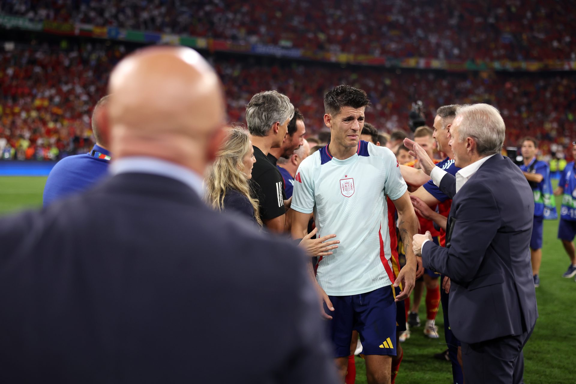 Kein EM-Finale: Ordner verletzt Álvaro Morata nach dem Halbfinale beim Feiern
