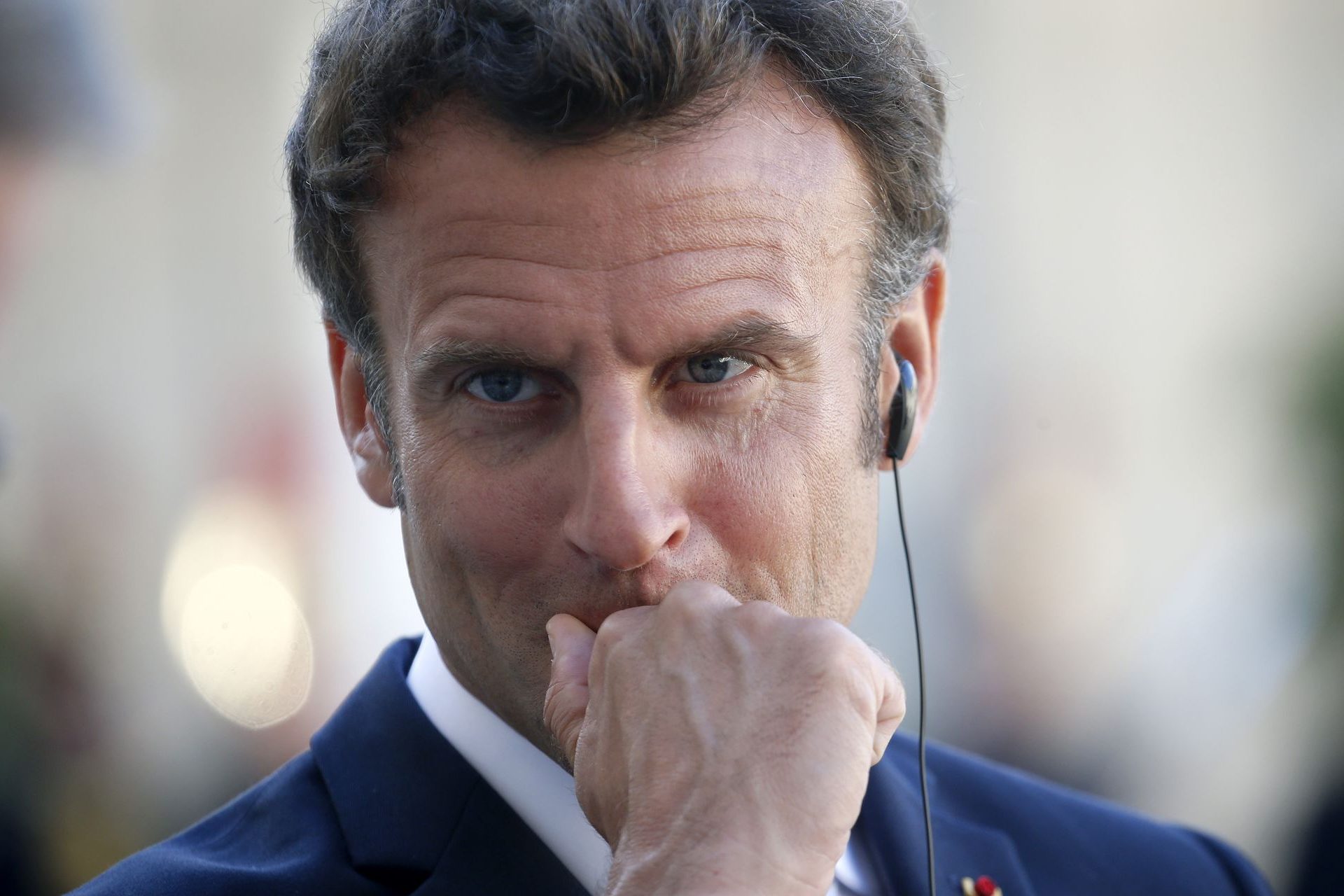 Une démission d’Emmanuel Macron