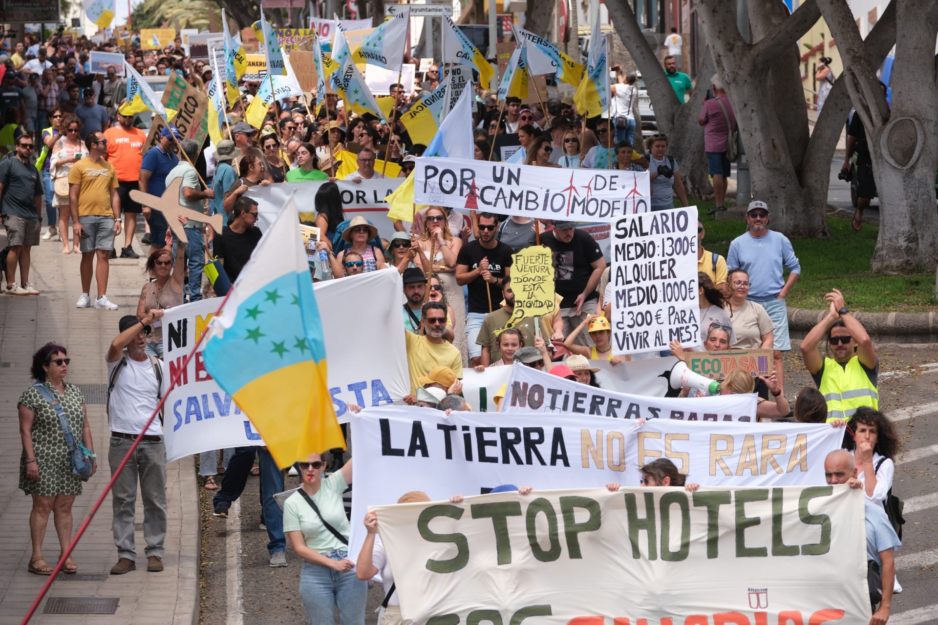 Todo para el turista, casi nada para el trabajador local