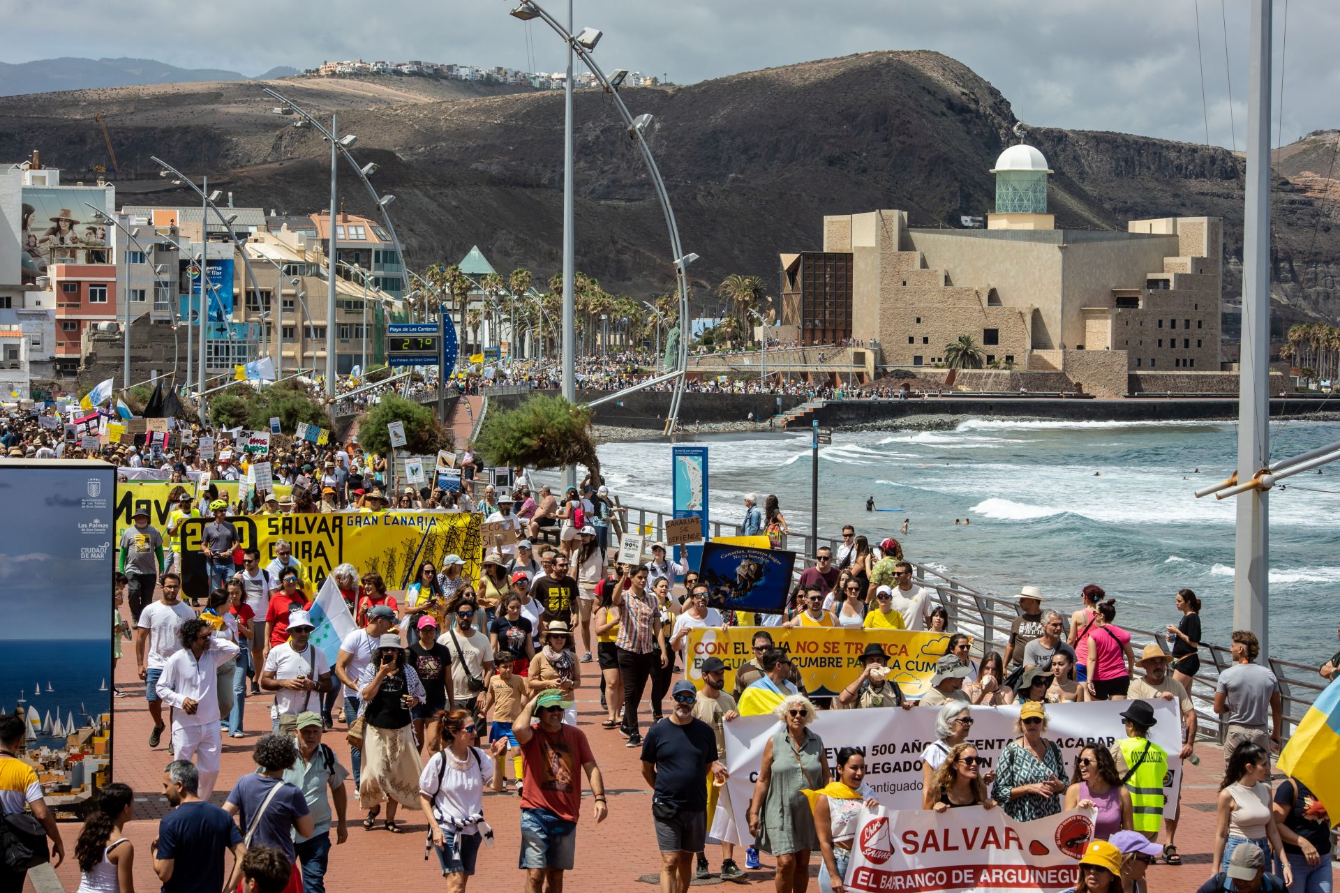 Gran movilización en las Islas Canarias