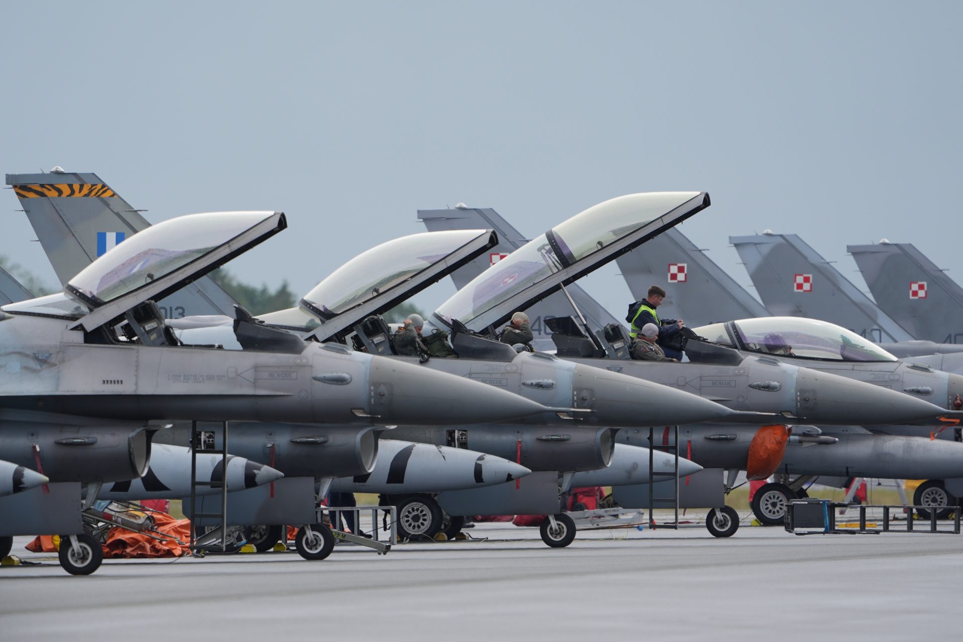 Des F-16 supplémentaires seront envoyés en Ukraine