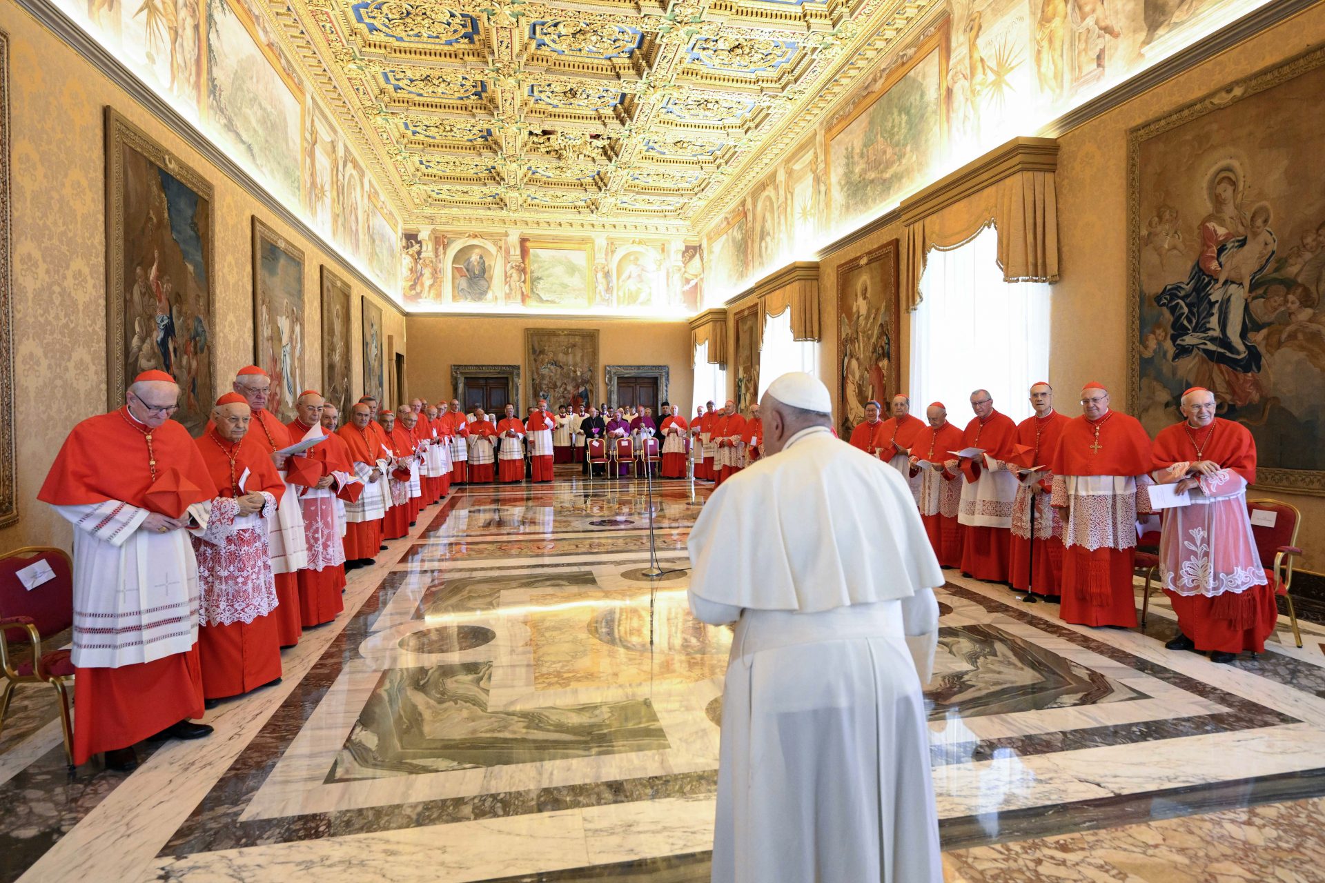 Canonización de 15 personas