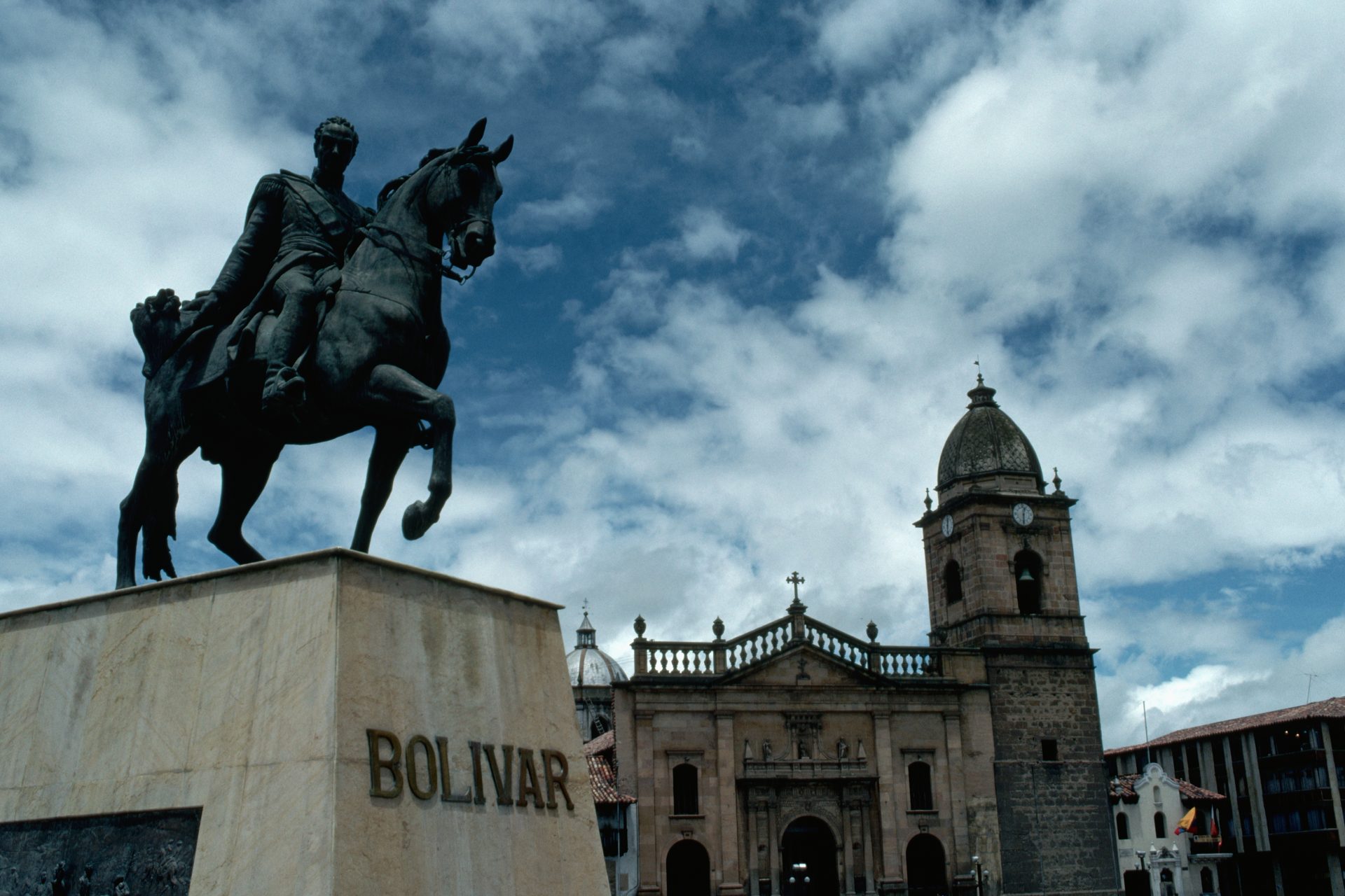 Lazos históricos