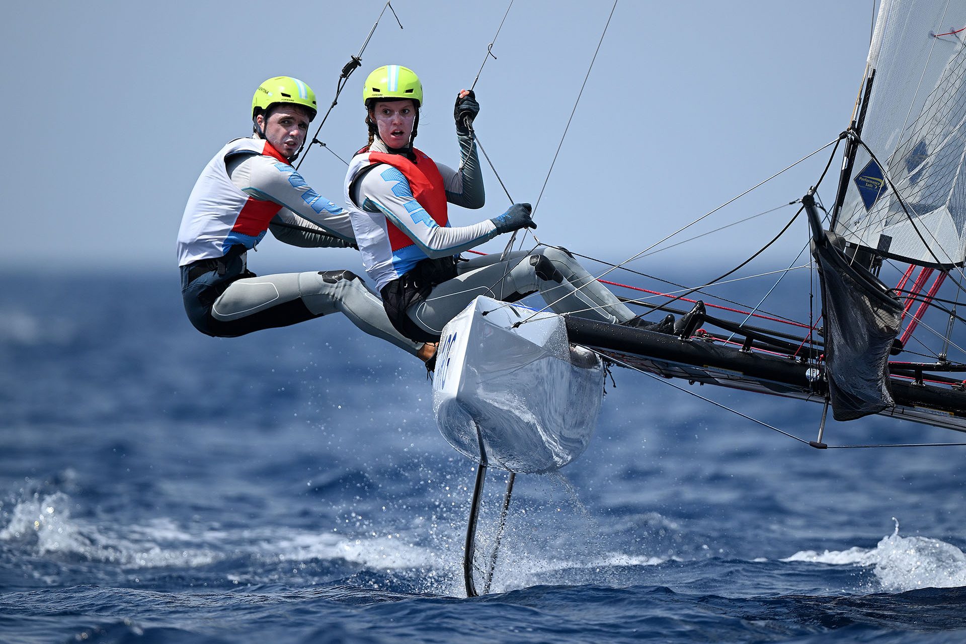 Mateo Majdalani y Eugenia Bosco (vela)