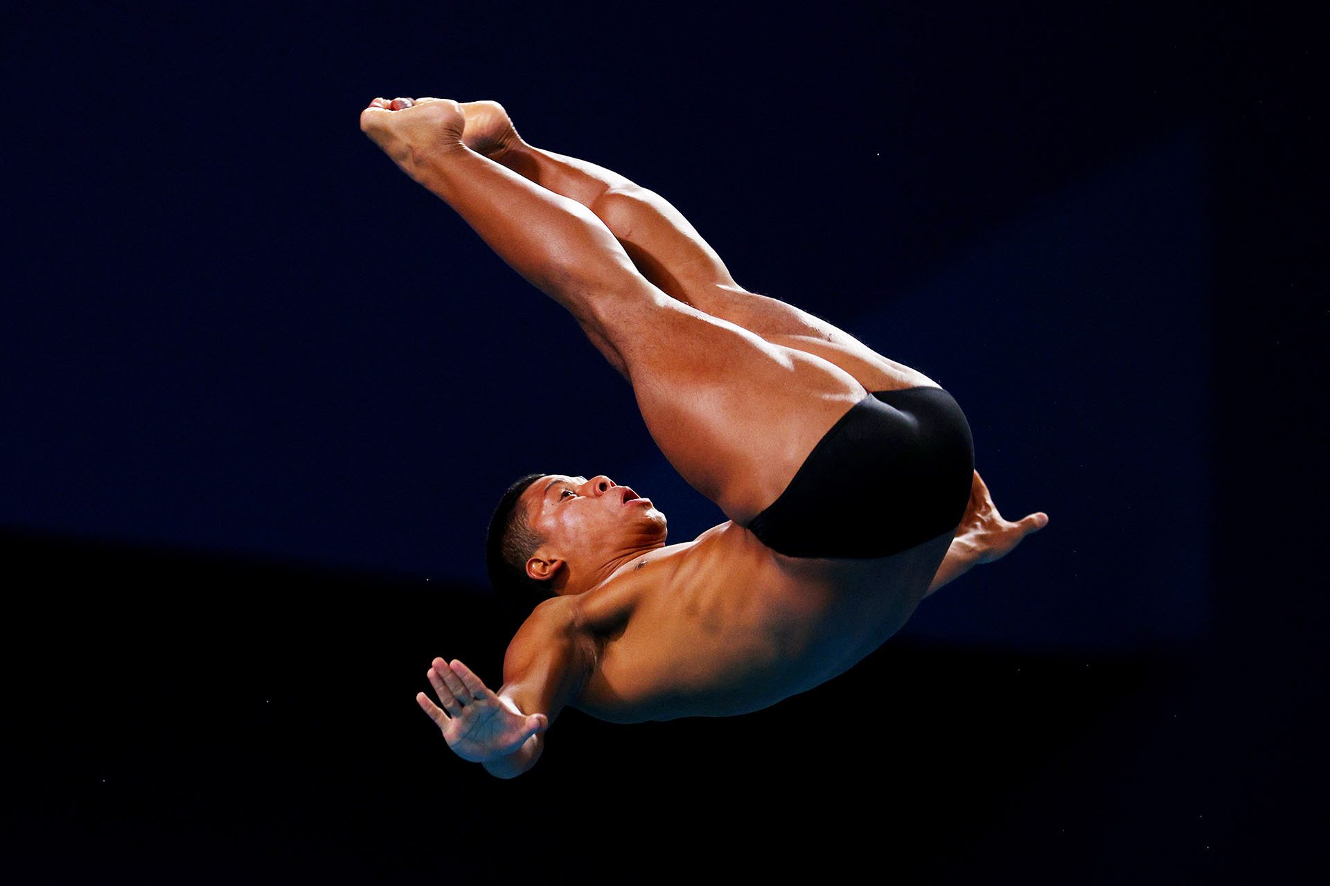 Luis Uribe (natación)