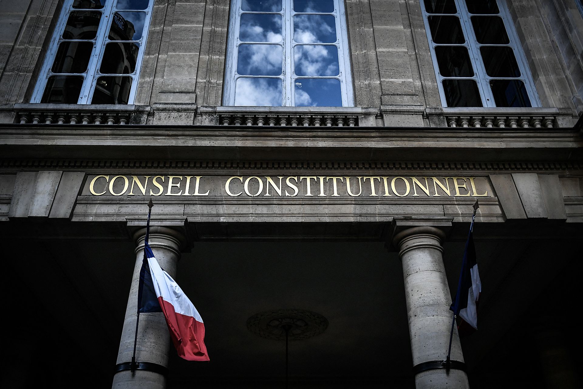 Une procédure prévue par la Constitution