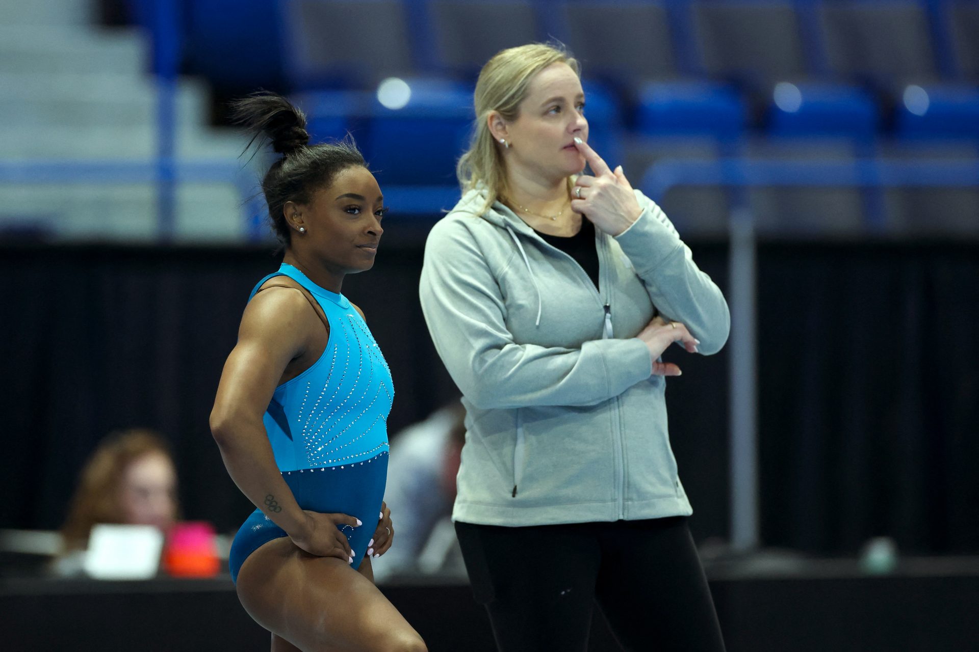 Biles pide confirmación