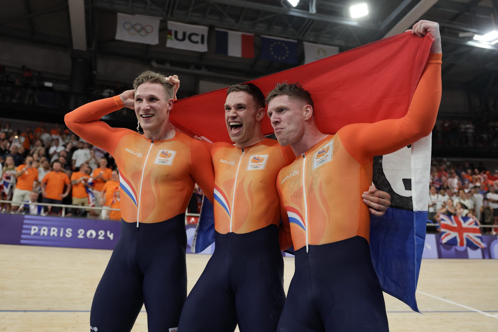 GOUD - Baanwielrennen: Teamsprint - mannen