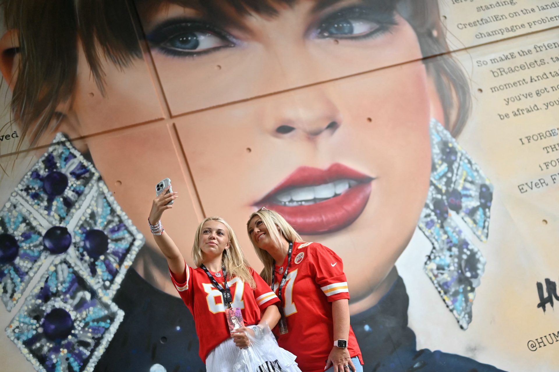 Taylor Swift in Wembley Stadium, London