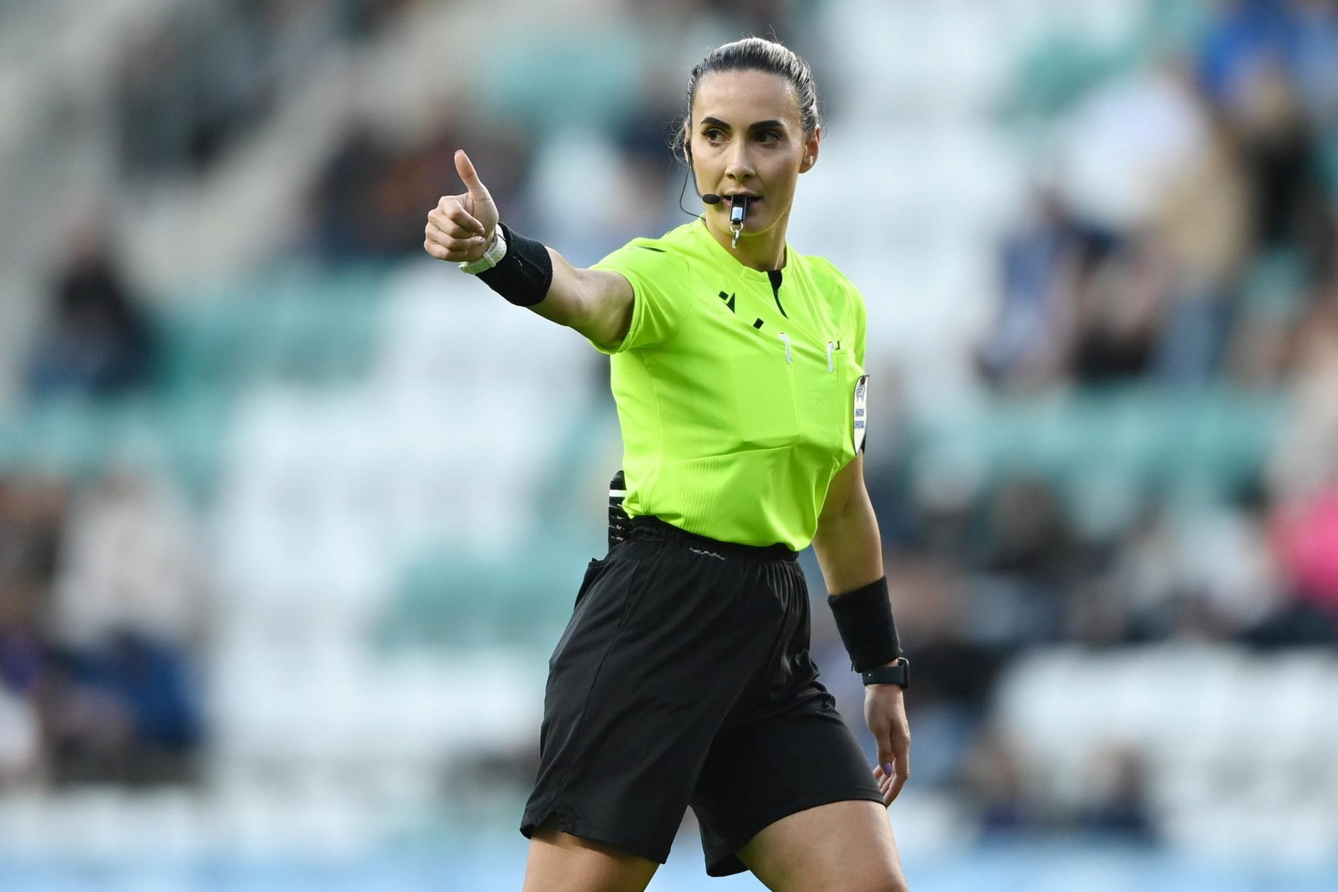 La primera mujer en arbitrar en la Superliga de Albania