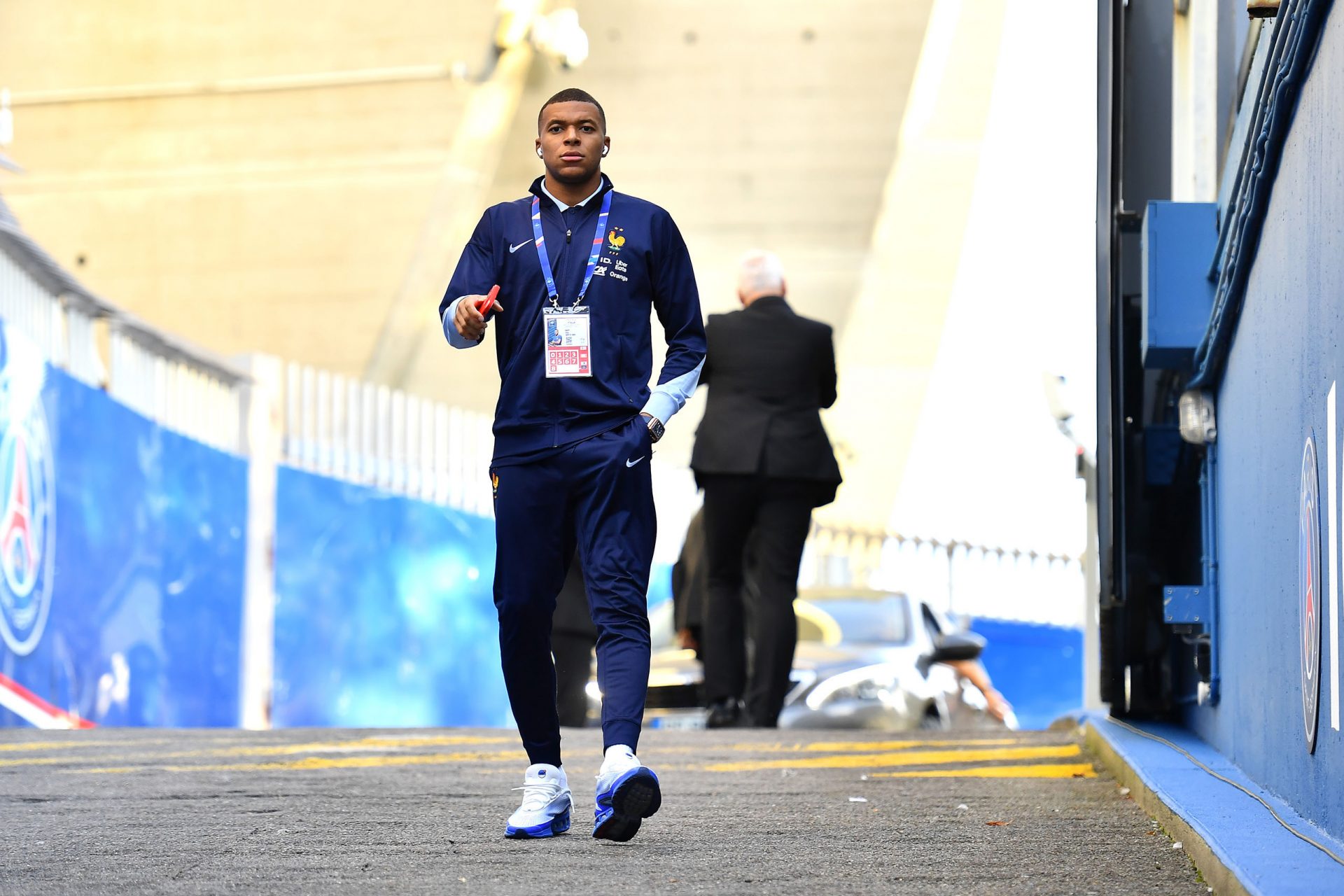 Guerra abierta entre Mbappé y su antiguo club