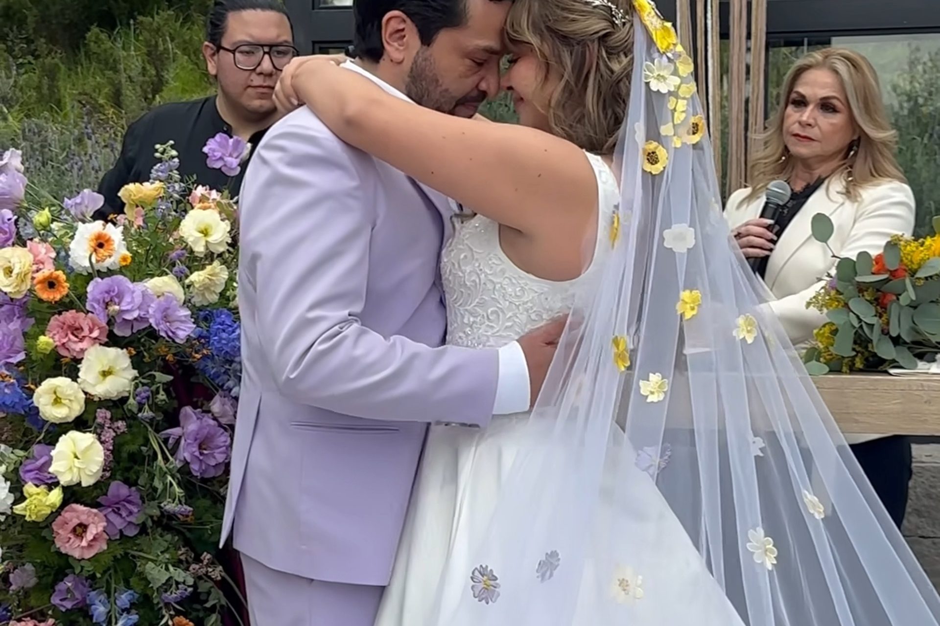 Daniela Luján y Mario Monroy: las fotos más encantadoras de su boda