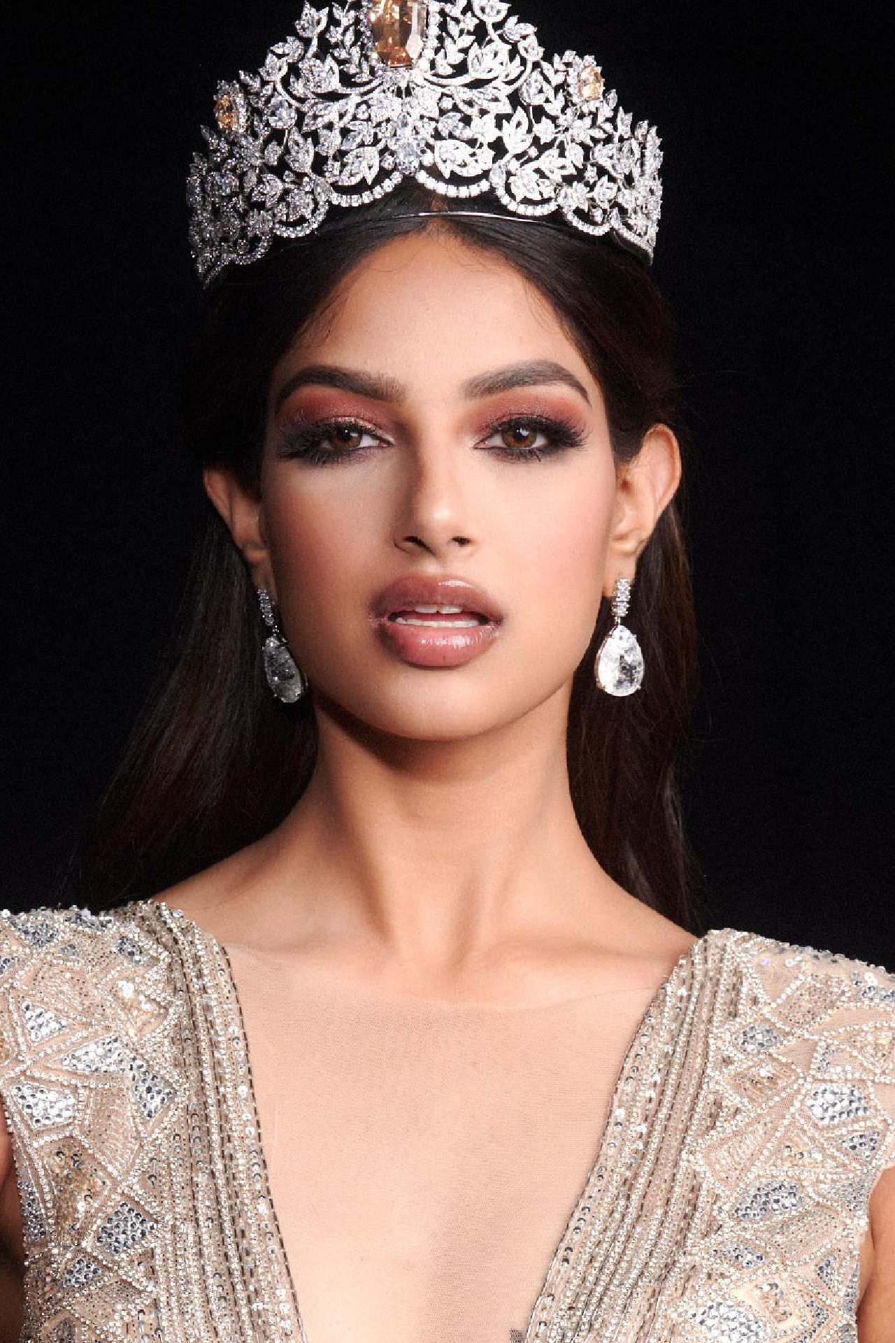 Harnaaz Kaur Sandhu / India (2021)