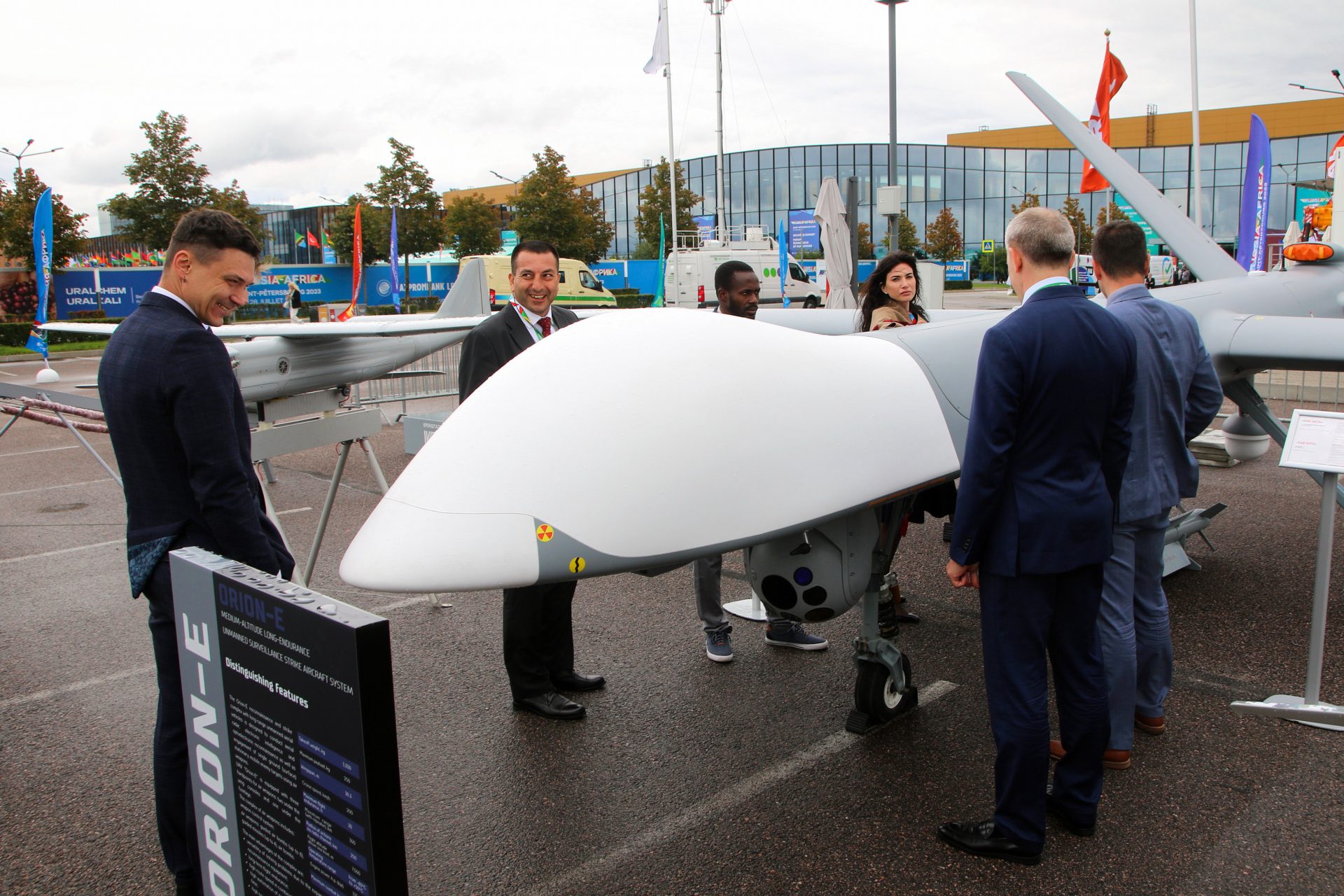 Oekraïense parachutisten schieten nieuwe Russische drone neer