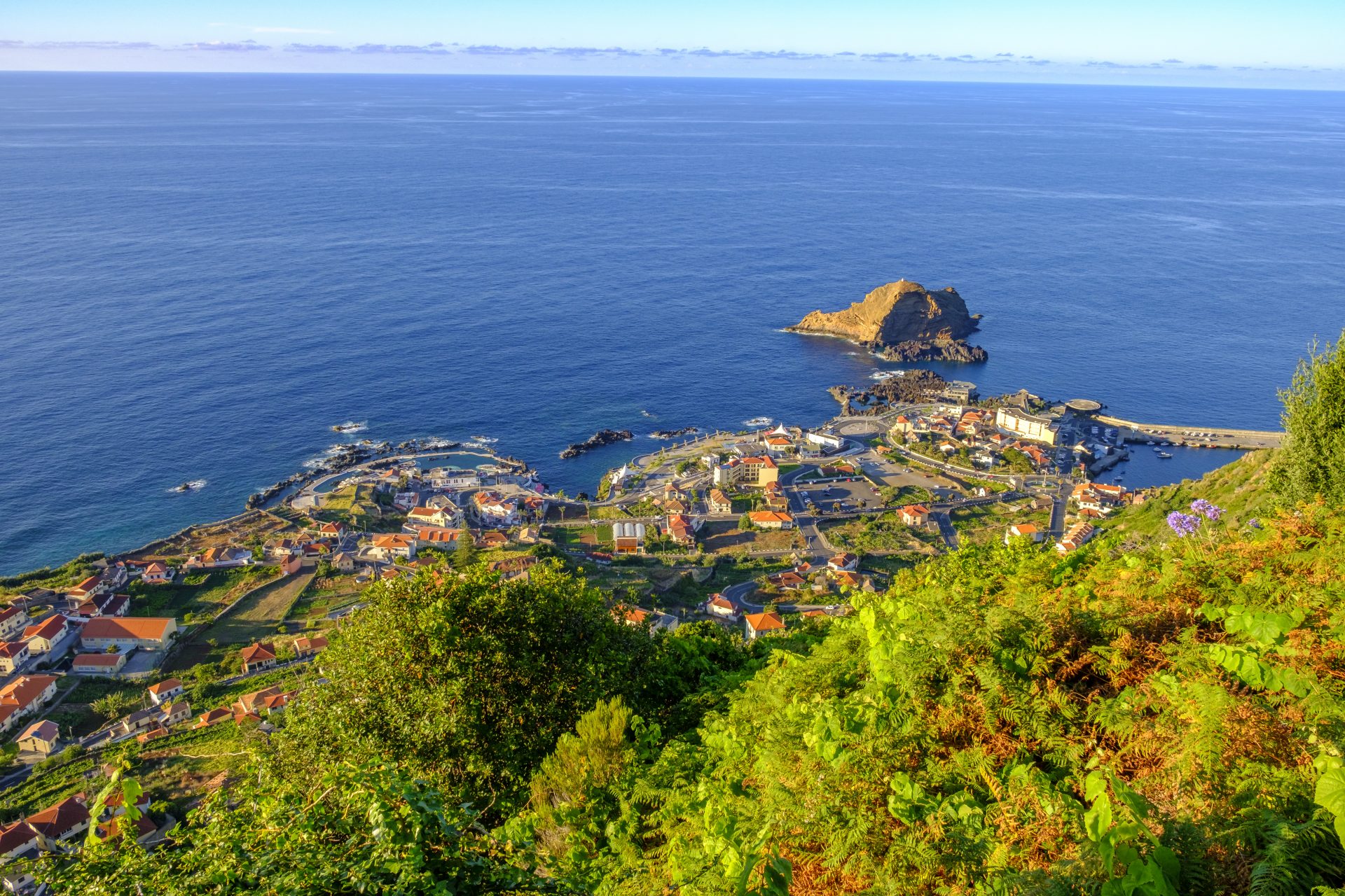 The distribution of armed forces in Portuguese territory