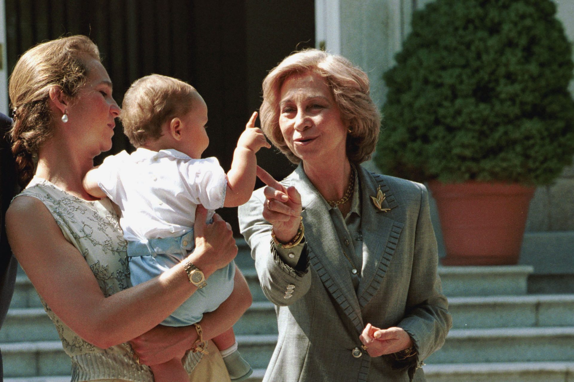 Madre y abuela