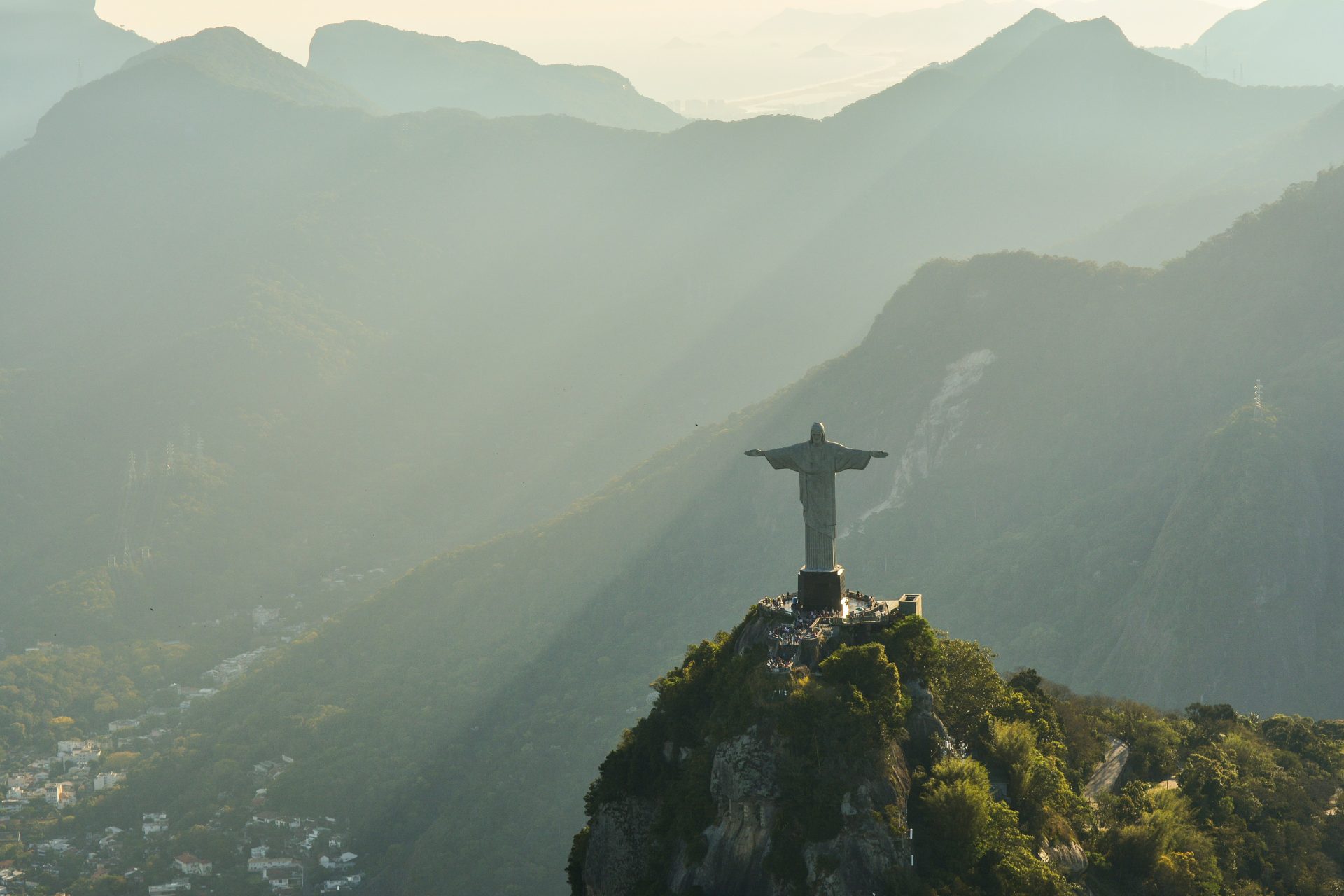 Lugares no Brasil com fama de mal-assombrados