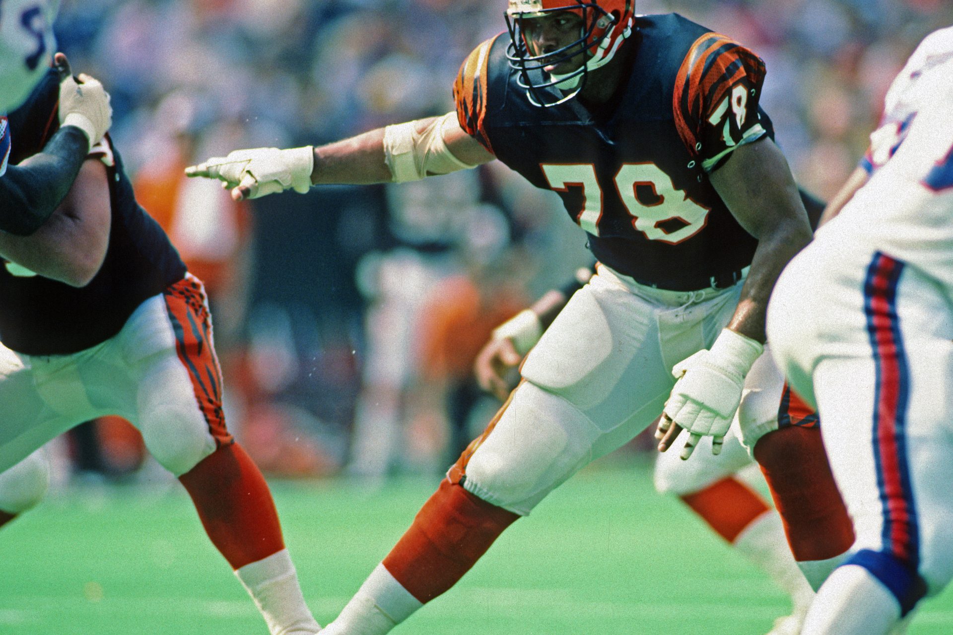 15: Anthony Munoz