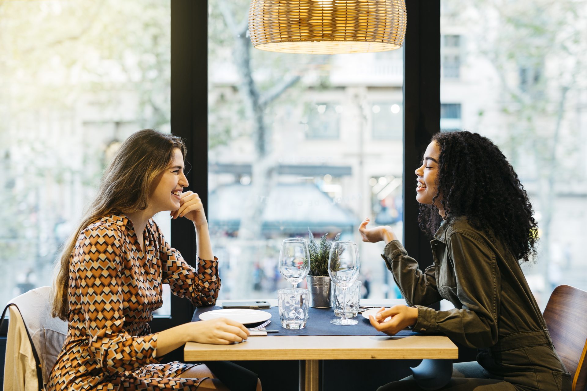 Être honnête lors du premier rendez-vous