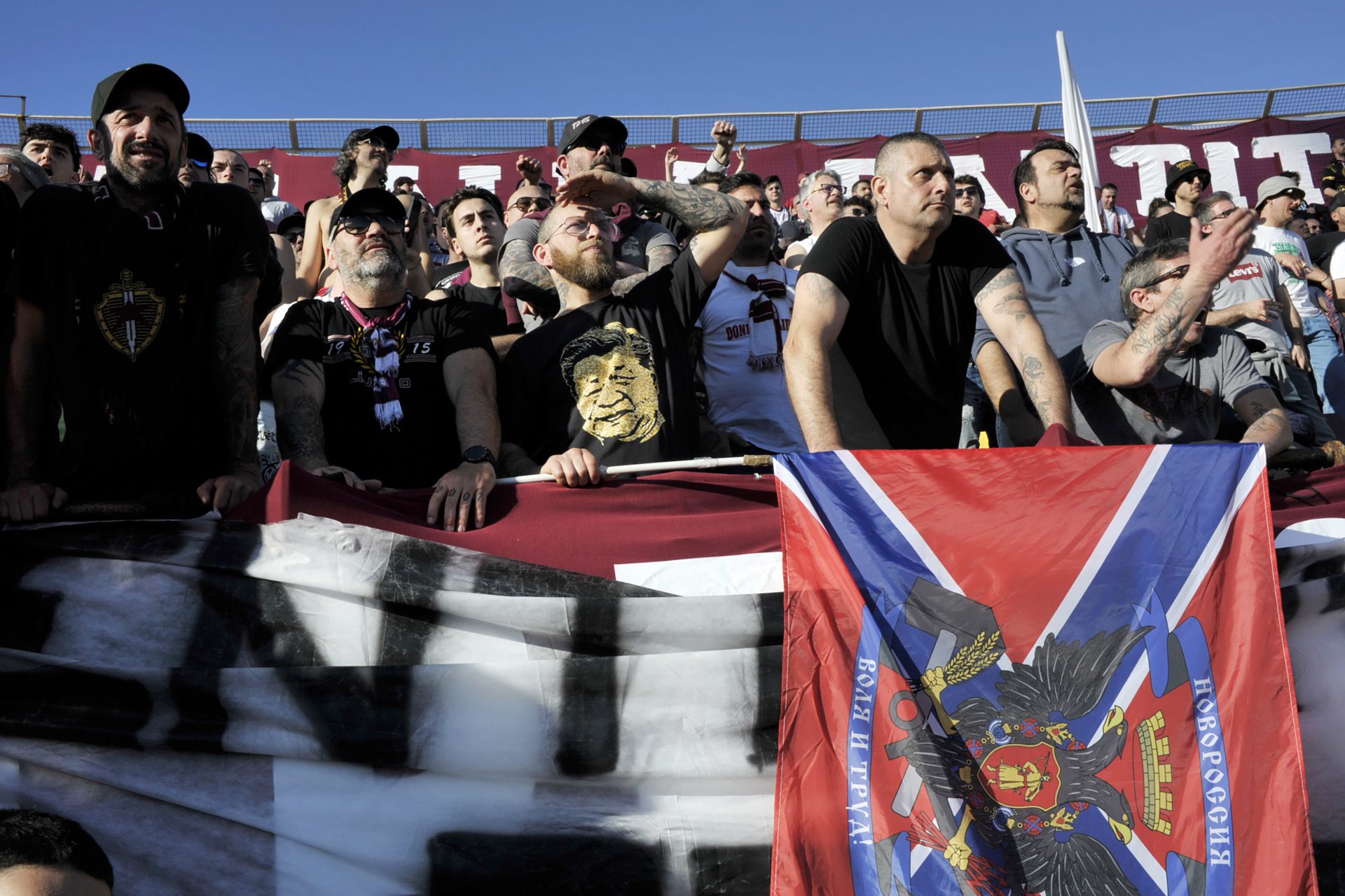 Des supporters protestataires