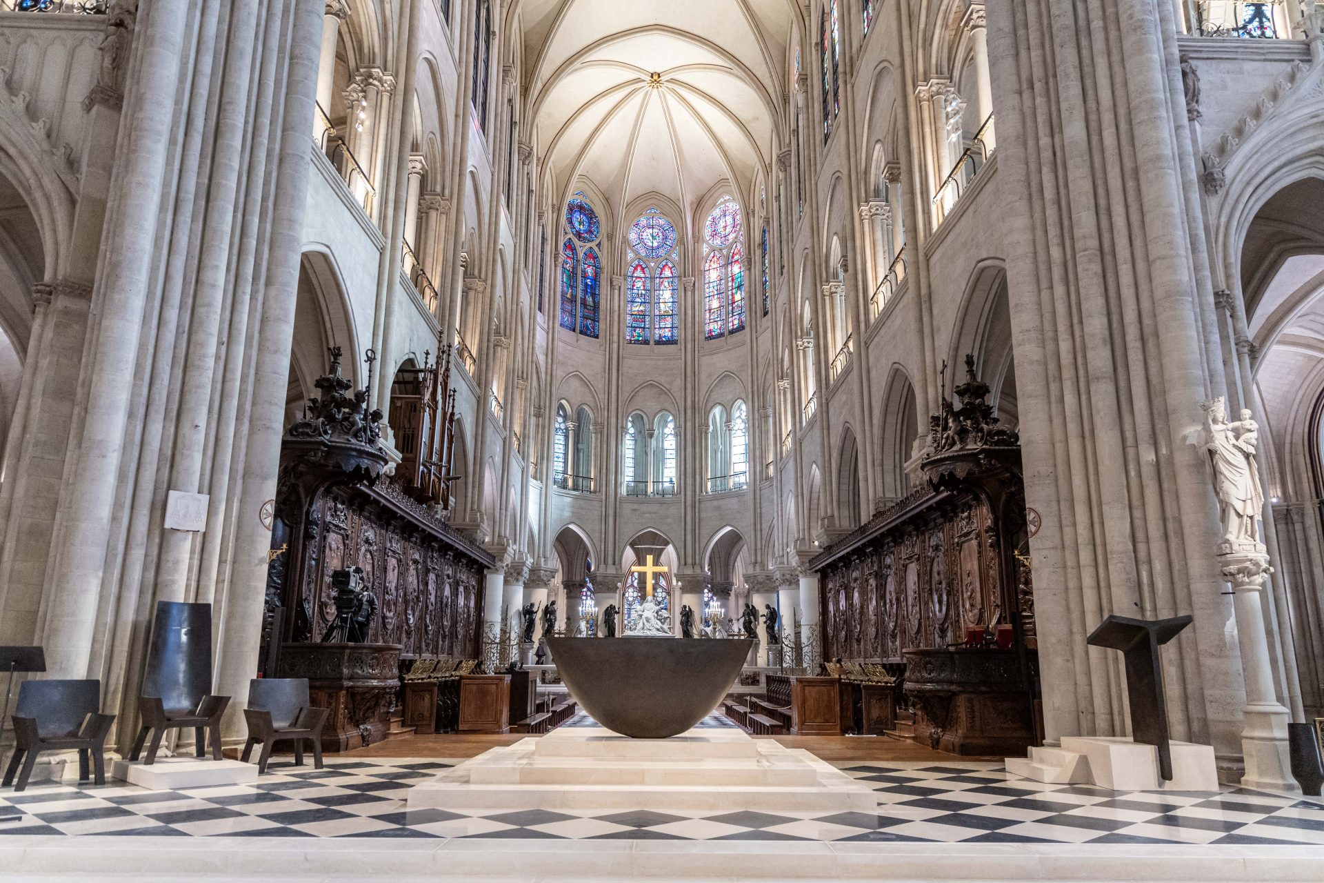 Incêndio ficou para trás: assim é agora a Catedral de Notre-Dame