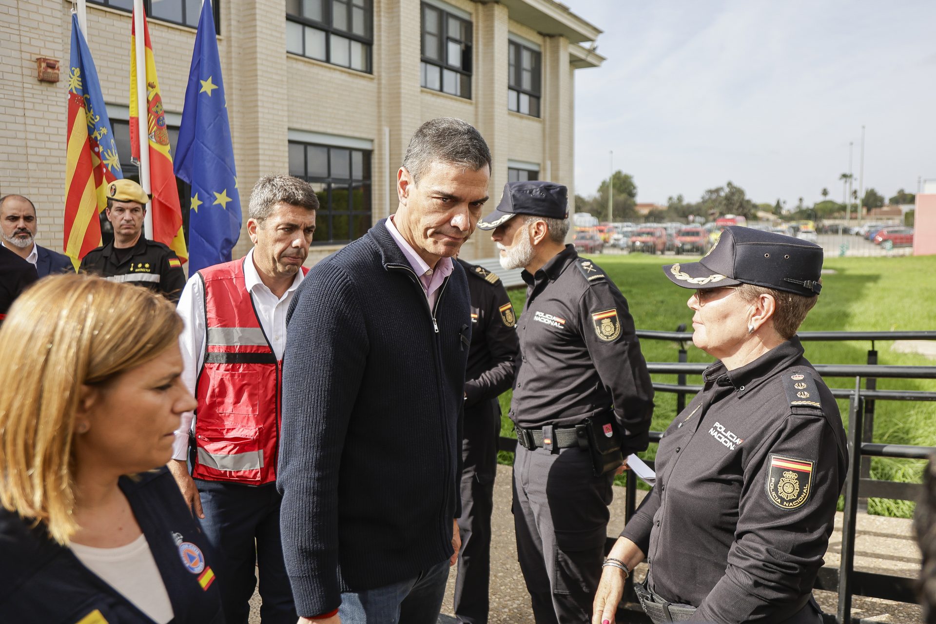 Sánchez abandonó casi de inmediato