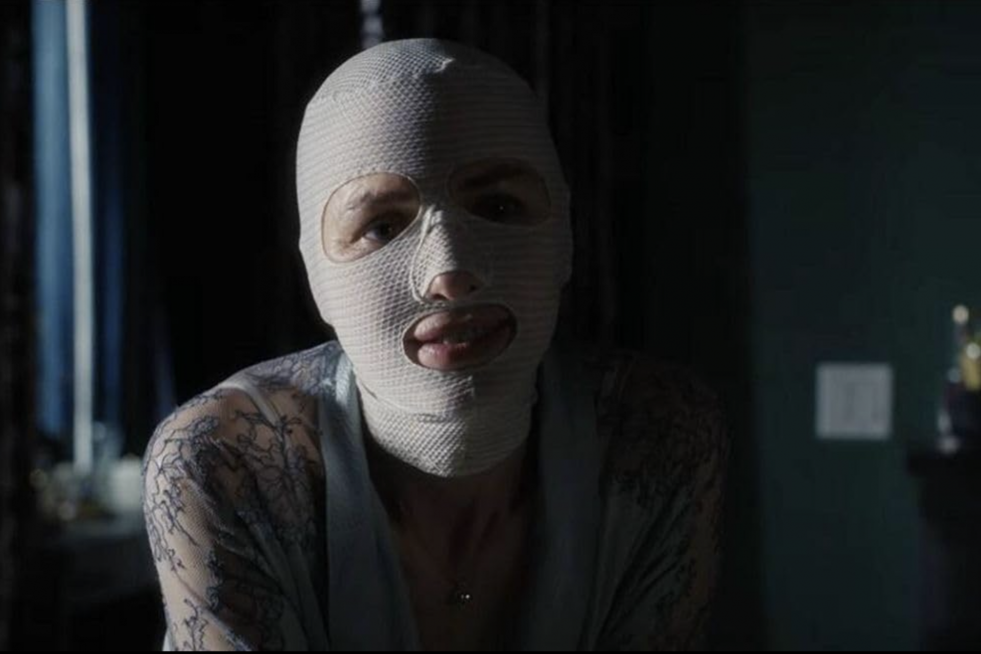 Buenas Noche, Mamá! (2014) - Goodnight Mommy