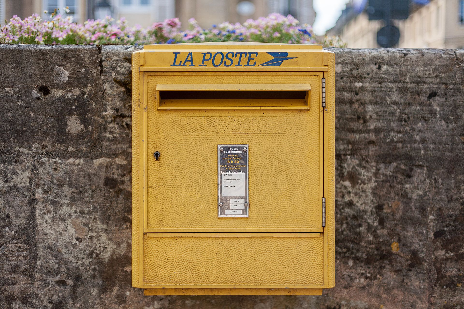 Les tarifs postaux augmentés