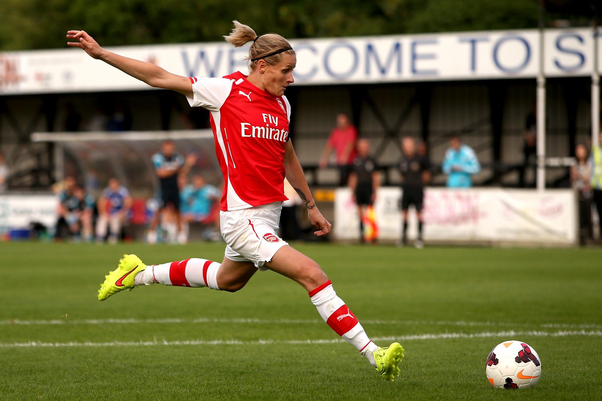 25. Kelly Smith - England