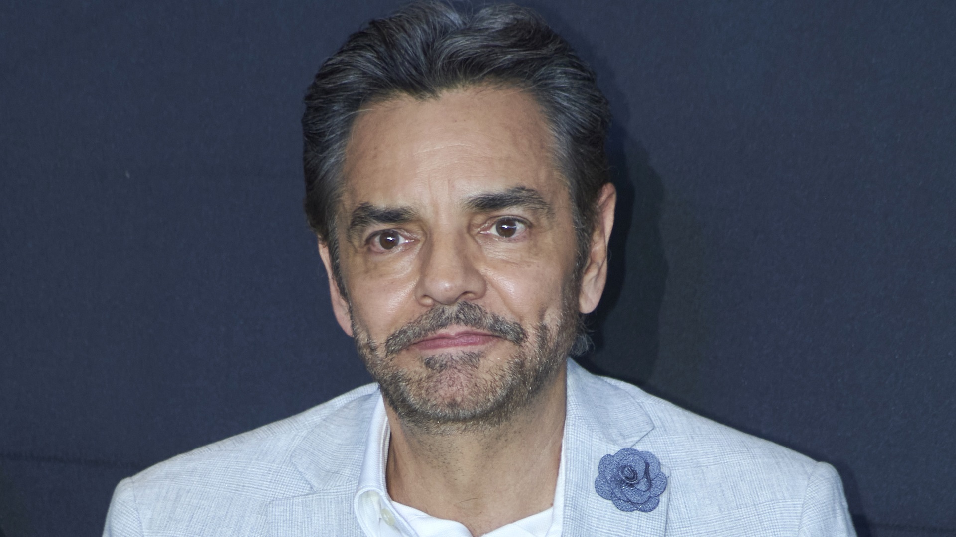 Eugenio Derbez pierde su casa productora tras los incendios de California