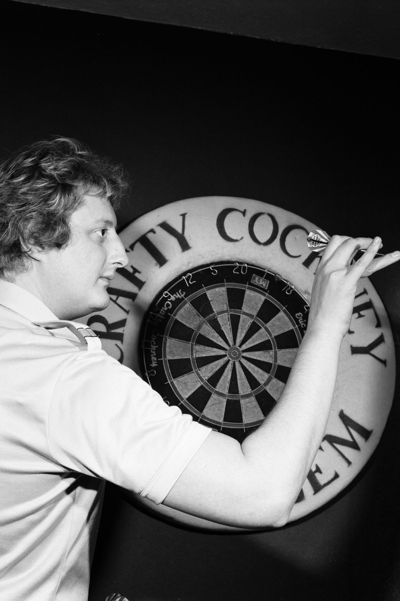 (3) Eric Bristow 