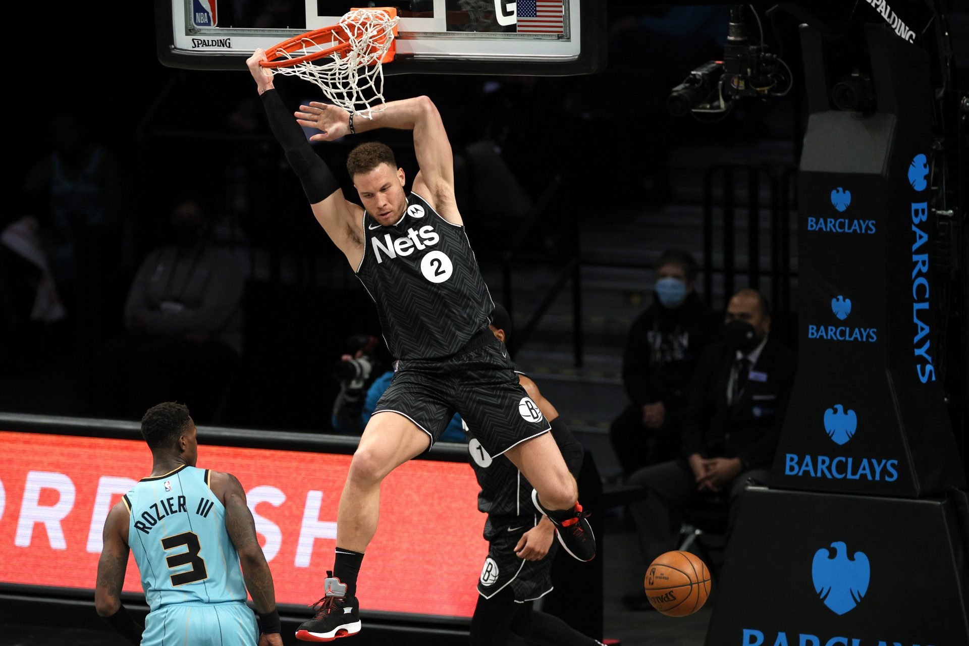 (9) Blake Griffin 