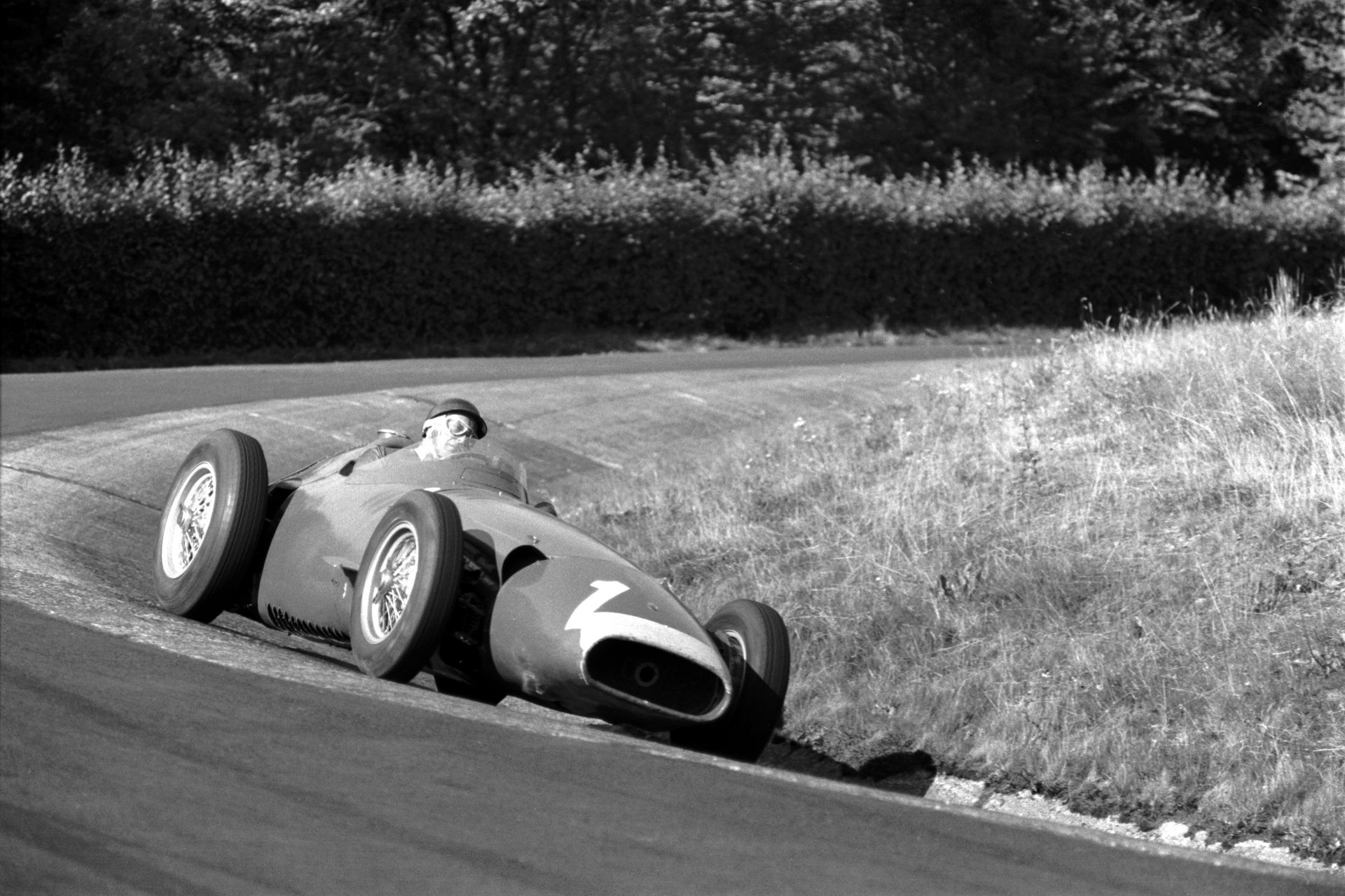 7. Juan Manuel Fangio's legendary drive at the Nürburgring (1957)