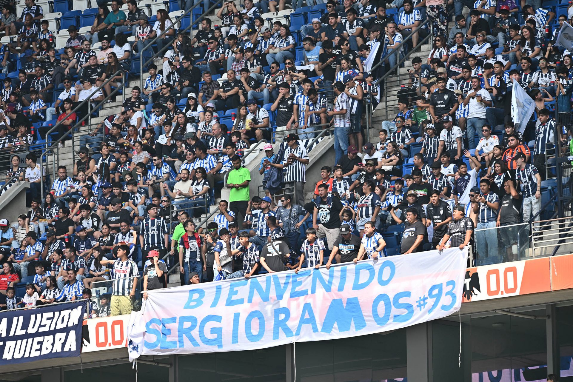 Presentación 'galáctica' en el Estadio BBVA